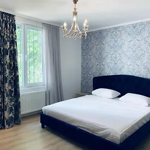 https://apartment-in-old-tbilisi-0102-4.alltbilisihotels.com