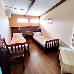 https://gl-apartments.alltbilisihotels.com